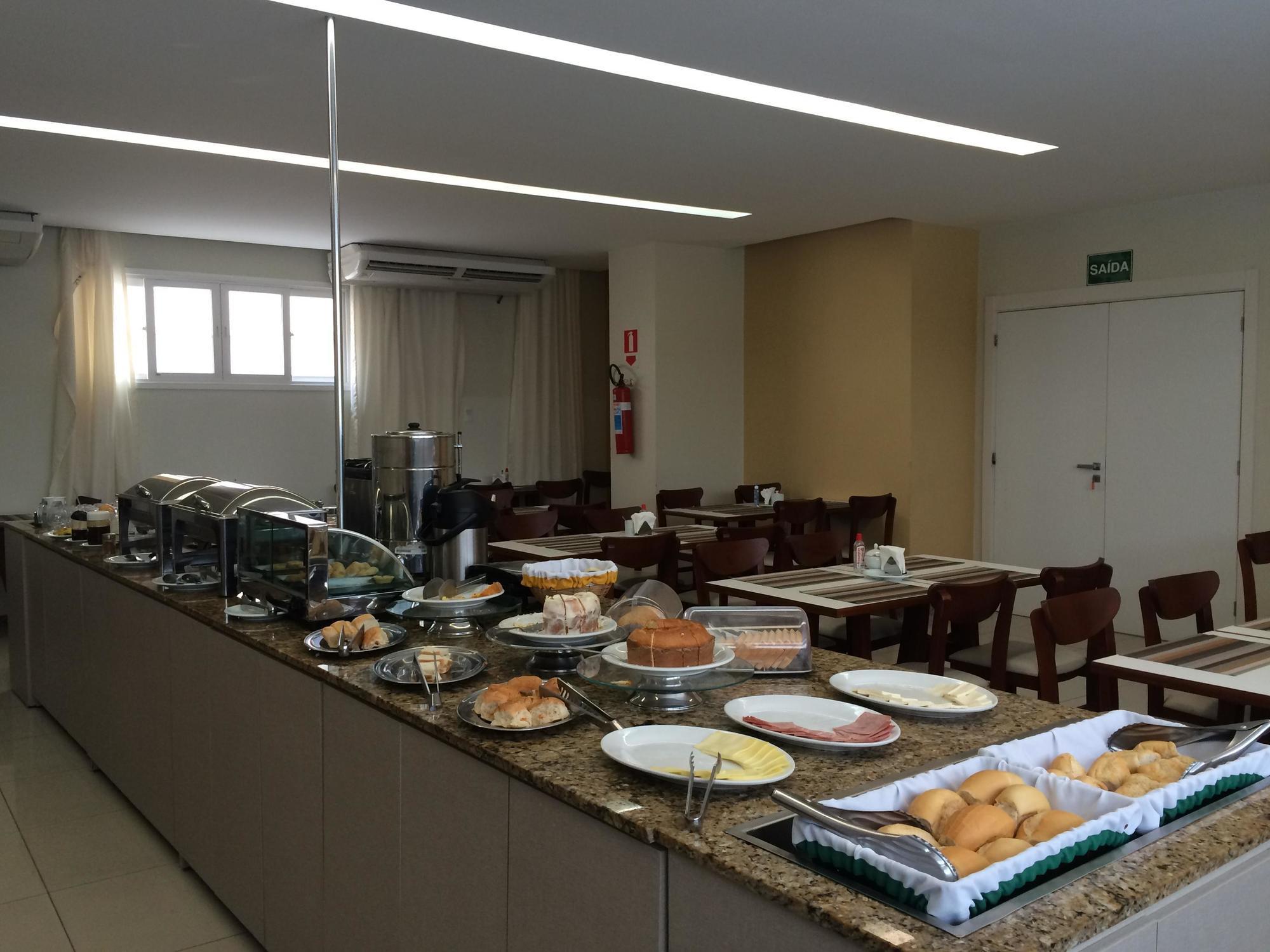 阿塔利亚公寓酒店 阿拉卡茹 外观 照片